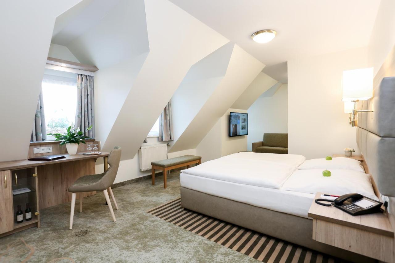 Ringhotel Weisser Hirsch 4*